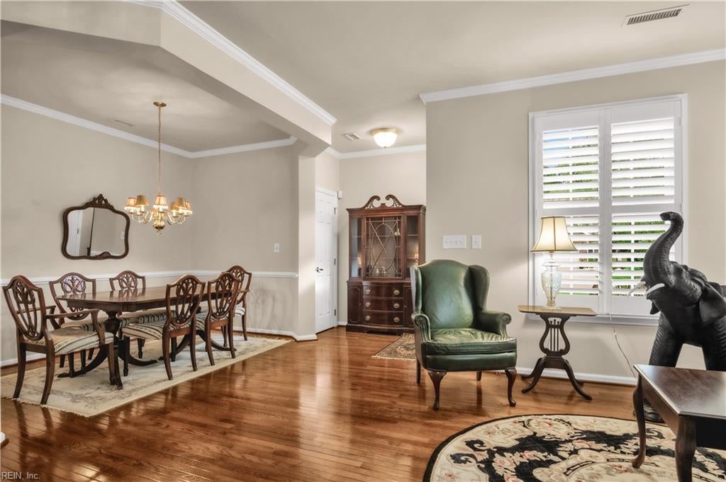 4315 Sprucemont