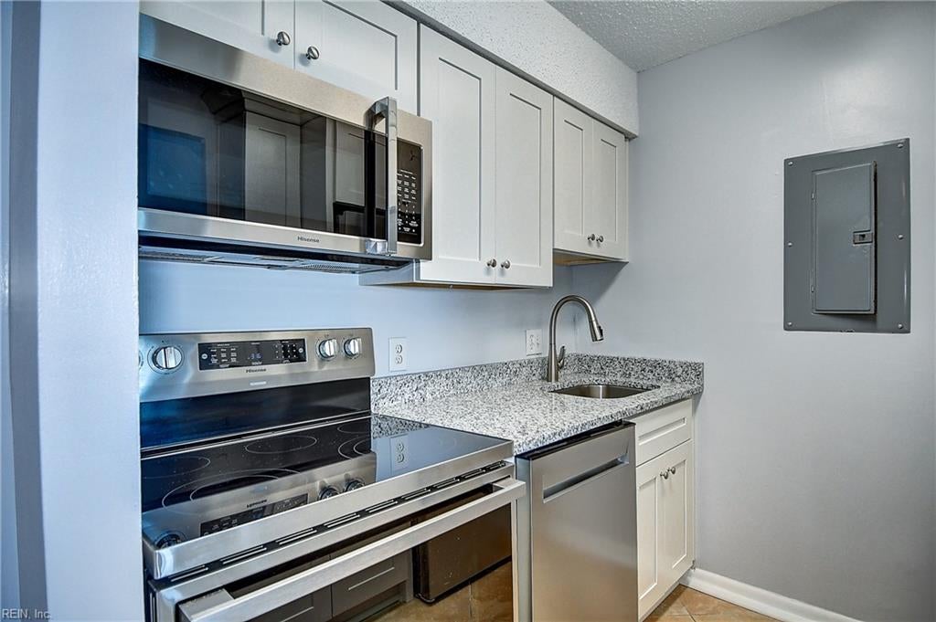 303 Atlantic AVE 1201