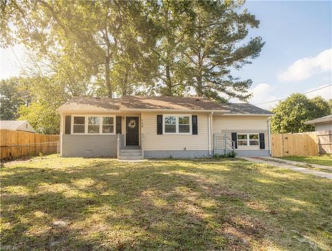 749 Holladay LN Virginia Beach VA 23455