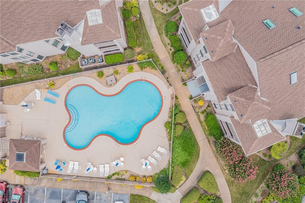 405 Harbour Point PT 305