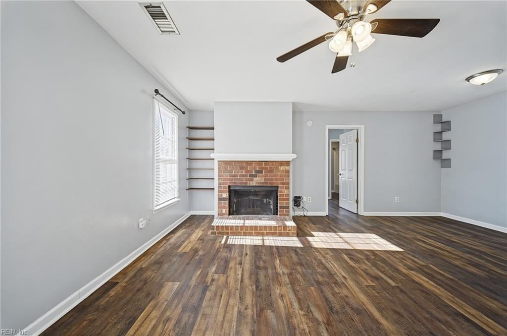 817 Wickford DR