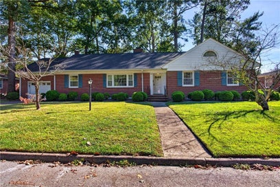 627 Dogwood LN Suffolk VA 23434