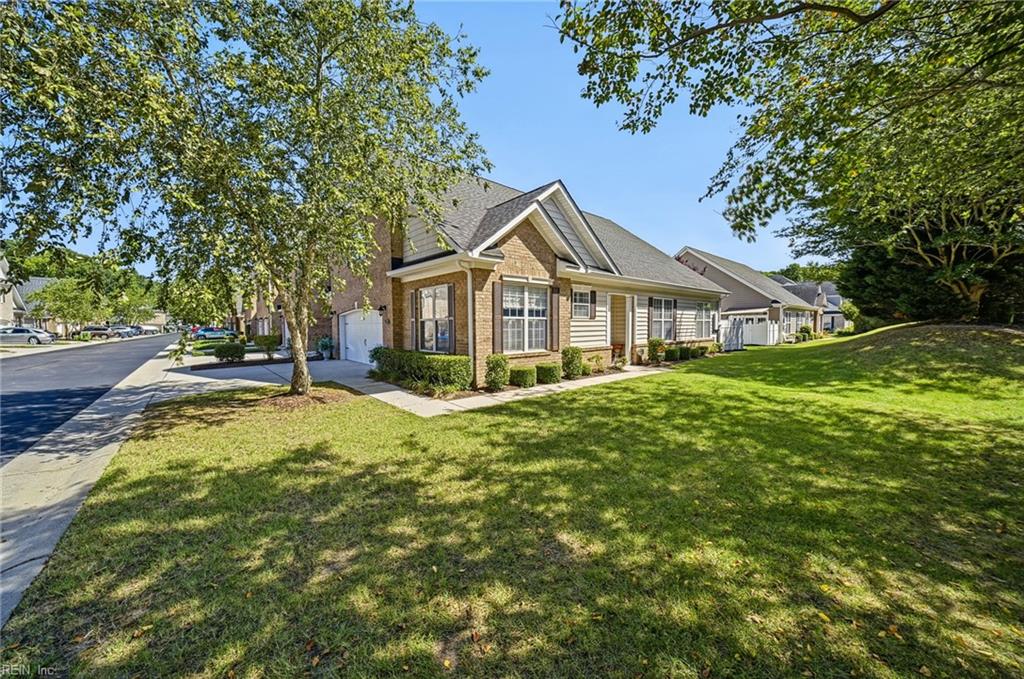 1348 Abelia WAY