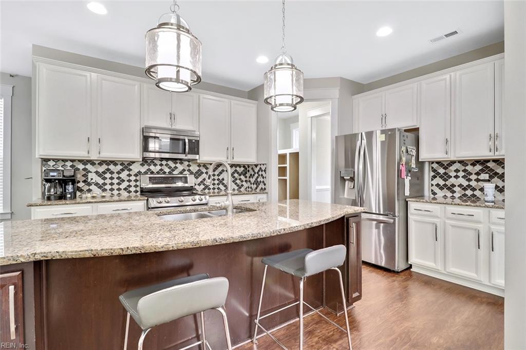 3320 Conservancy DR