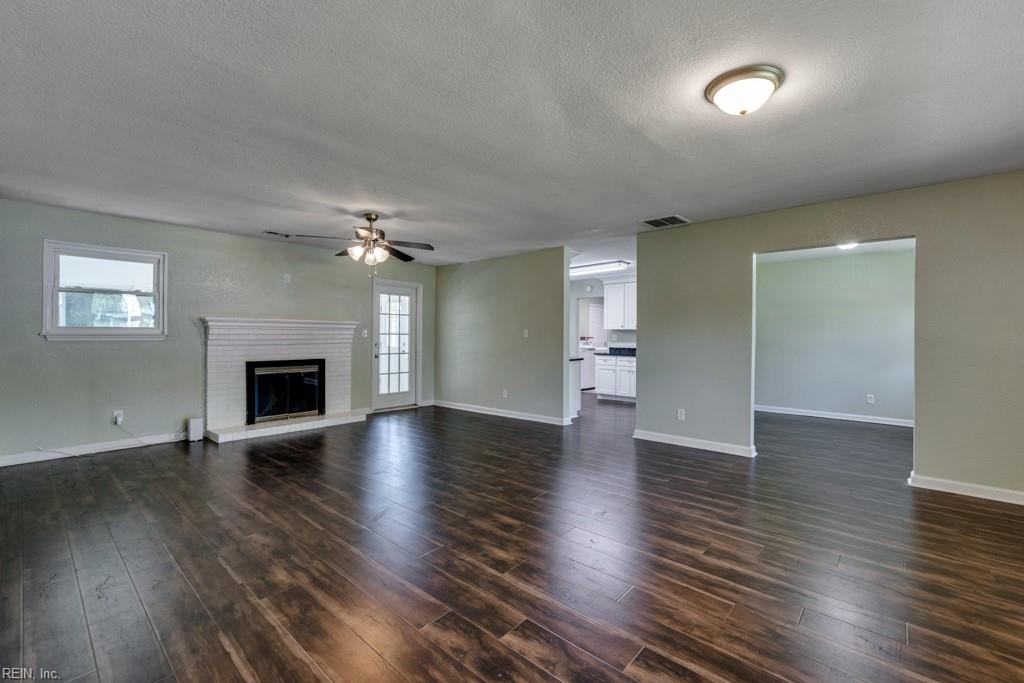 3701 Gresham CT