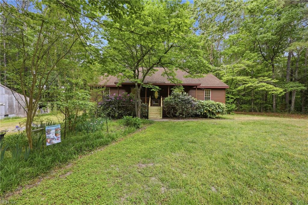 15535 Strawberry Plains RD