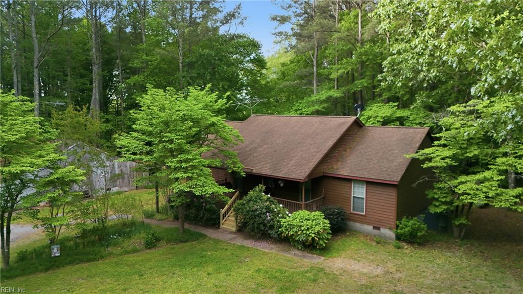 15535 Strawberry Plains RD