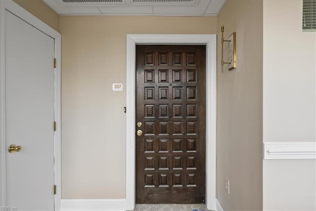 500 Winston Salem AVE 207