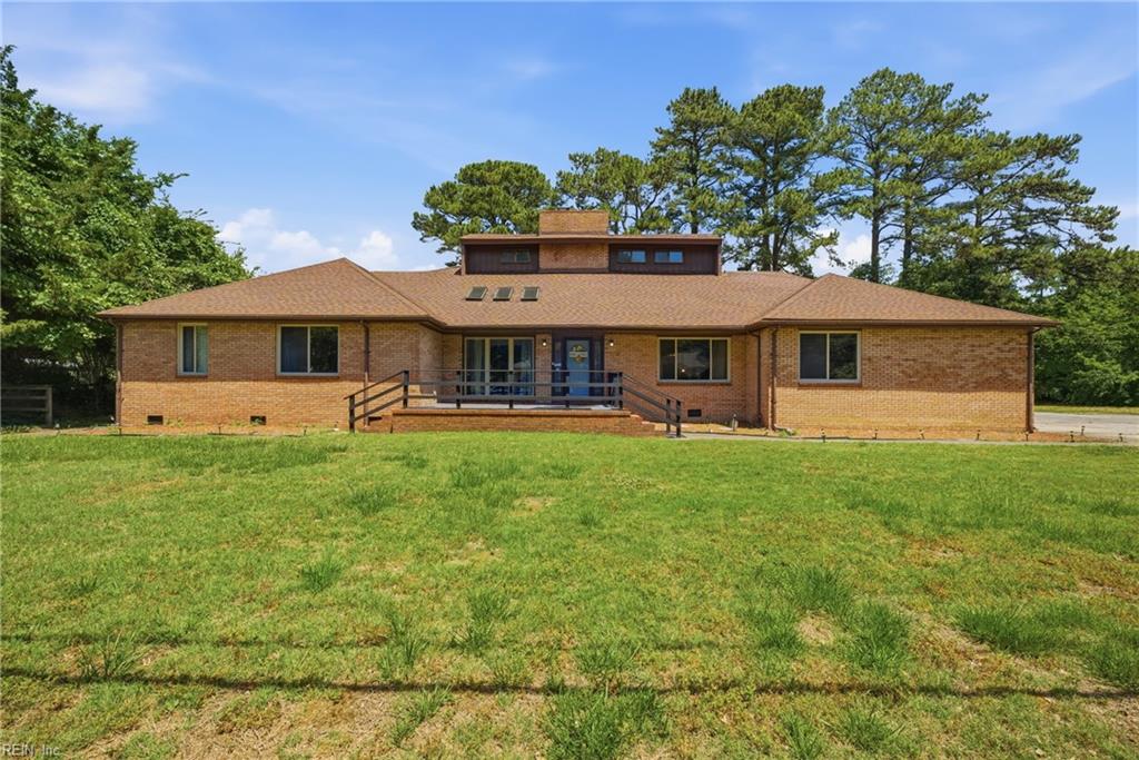 100 Snead Fairway