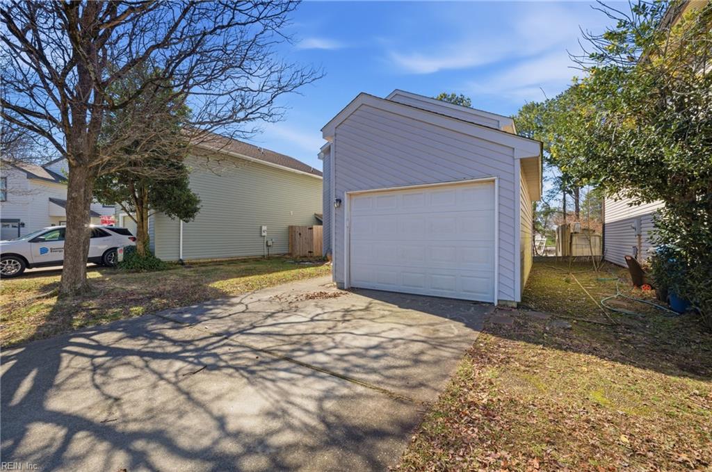 5444 Chatham Lake DR