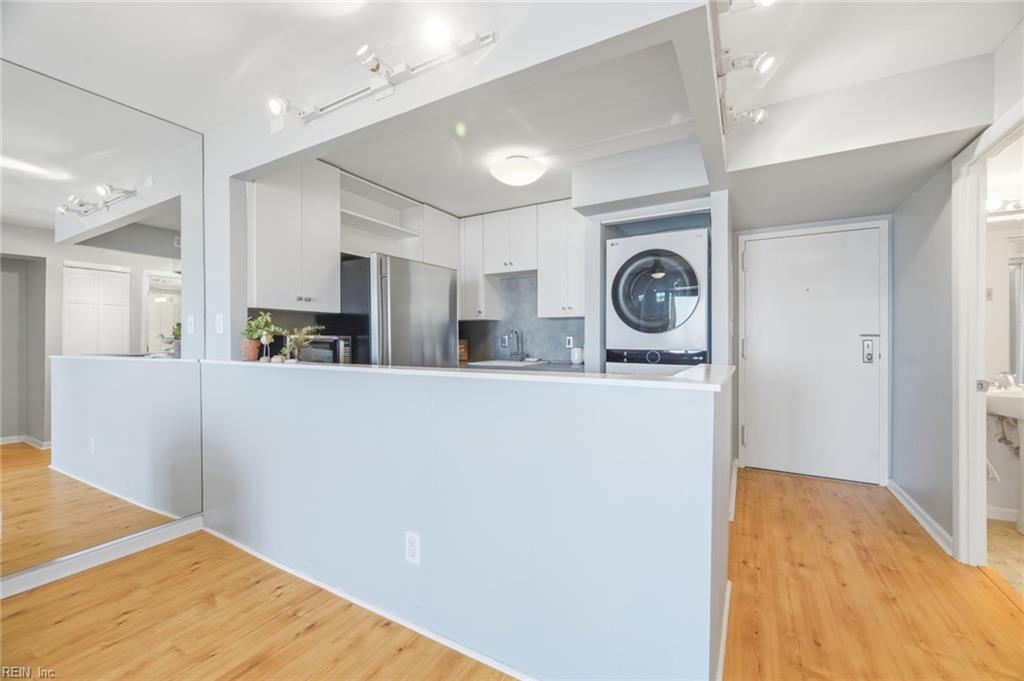 3558 Shore DR 1008
