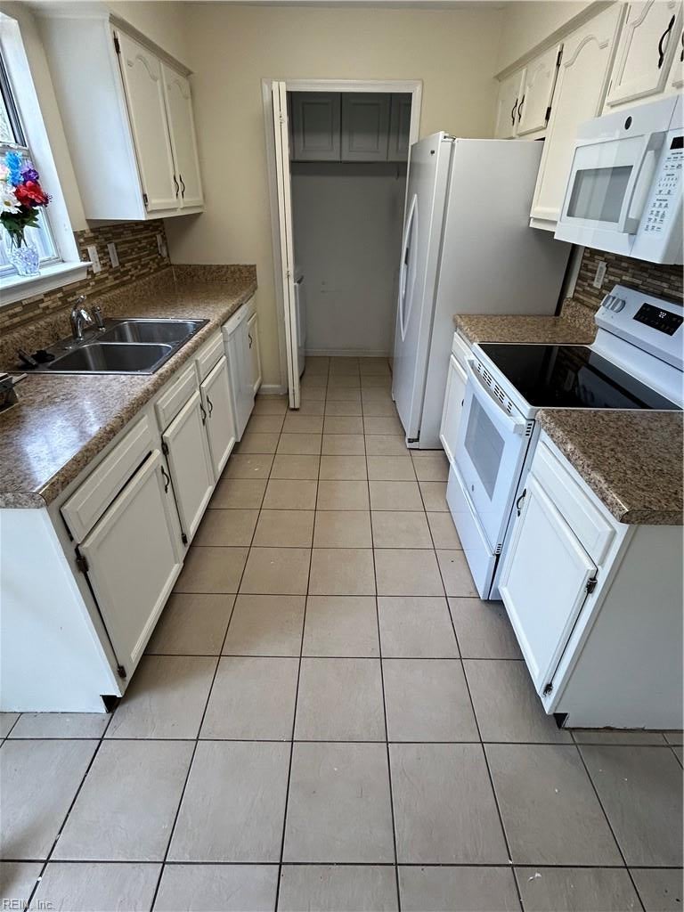 306 Holly Glen DR