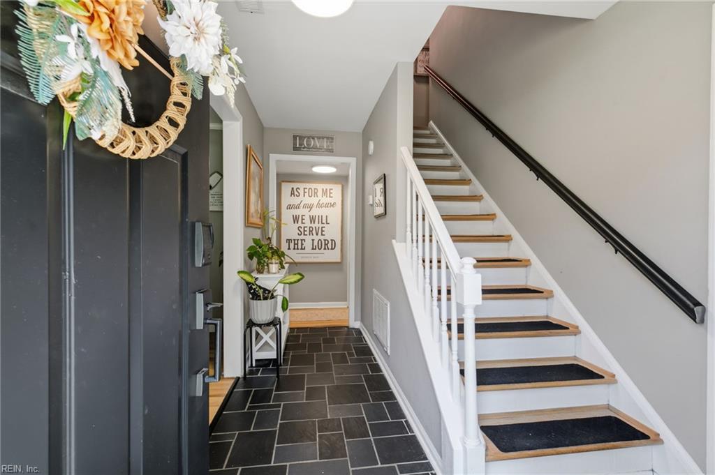 315 Sharon DR