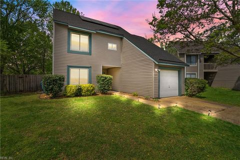 1637 Helmsley CT Virginia Beach VA 23464