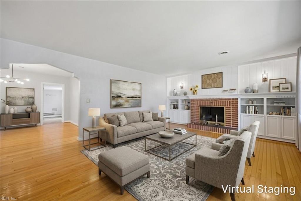 1331 Augusta AVE