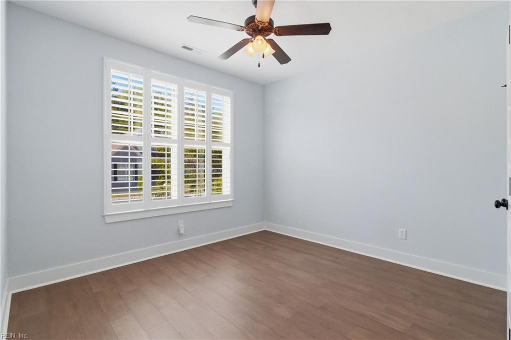 1352 Auburn Hill DR