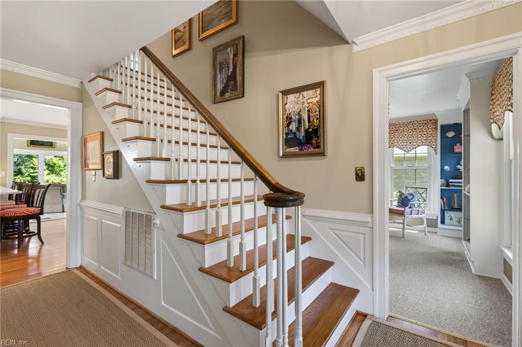 1209 Mount Pleasant DR