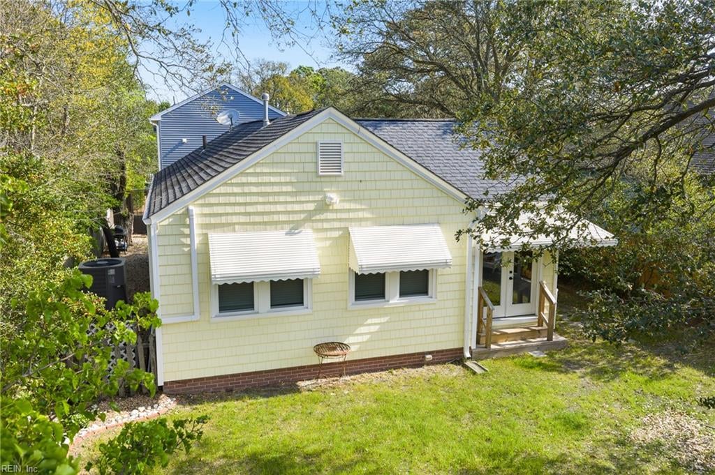 937 Little Bay AVE