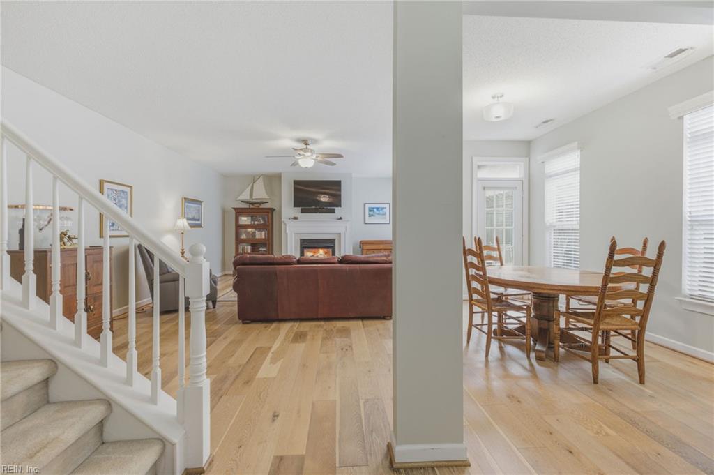 1115 Chancellor Walk CT