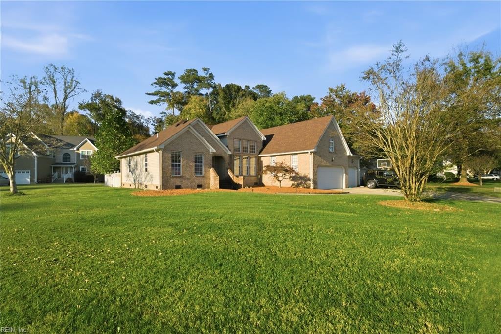 2214 Averill DR