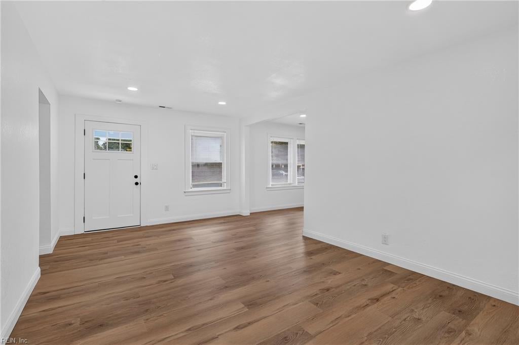 3311 Sewells Point RD
