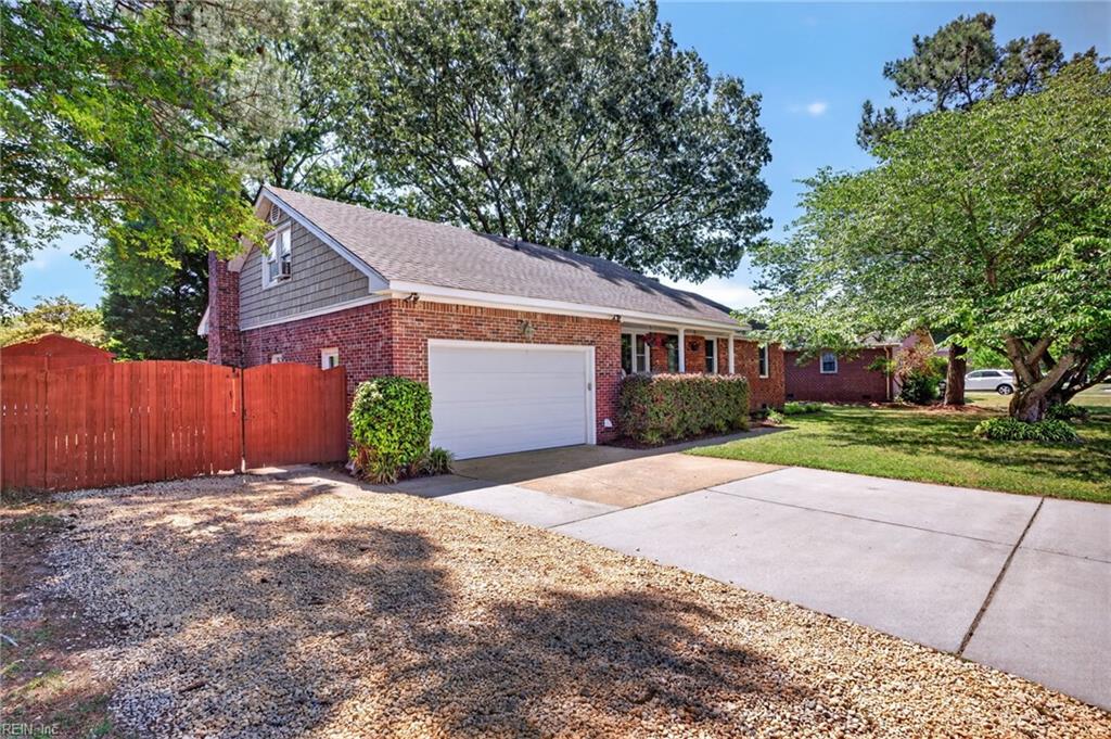 744 Avalon AVE