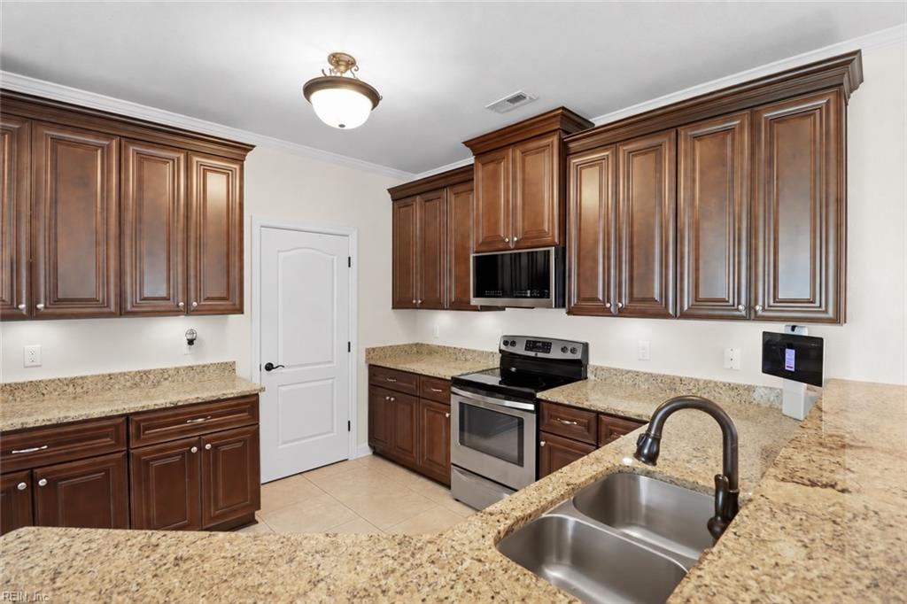 7535 Villa CT