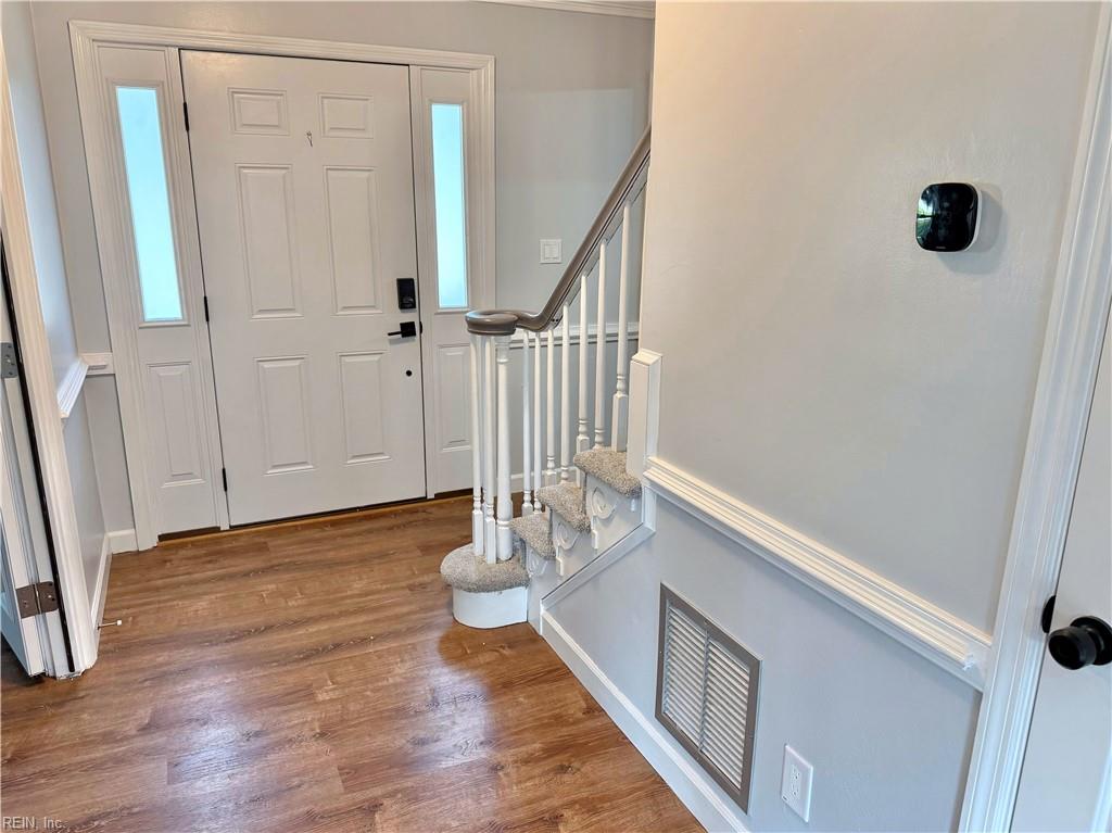 704 Achilles Court