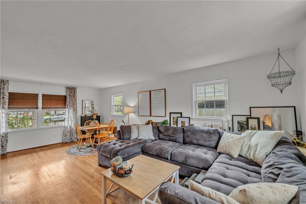 312 King Christian RD