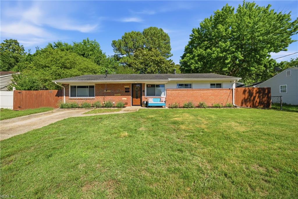 752 Lynch LN