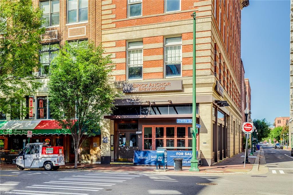 241 Granby ST 10