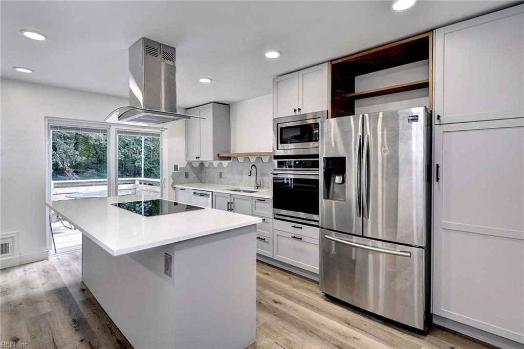 309 High Point RD