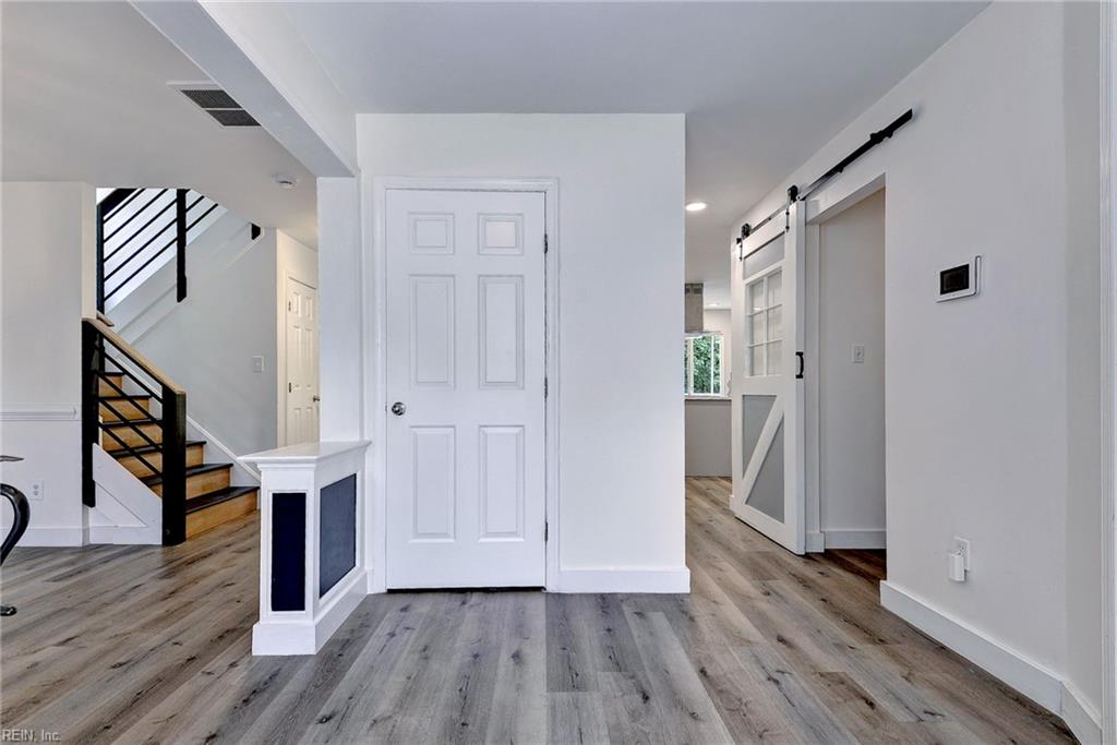 309 High Point RD