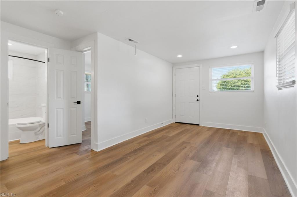 26 Bernard AVE