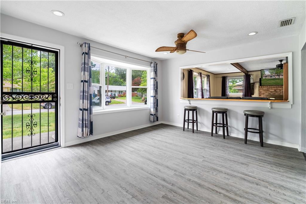 636 Bottino LN