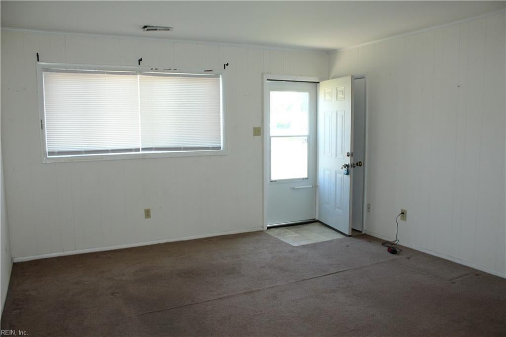 1503 Addison RD