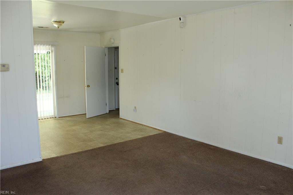 1503 Addison RD