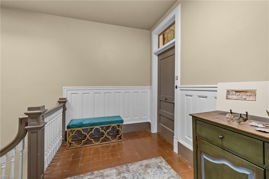 812 Stockley GDNS 12
