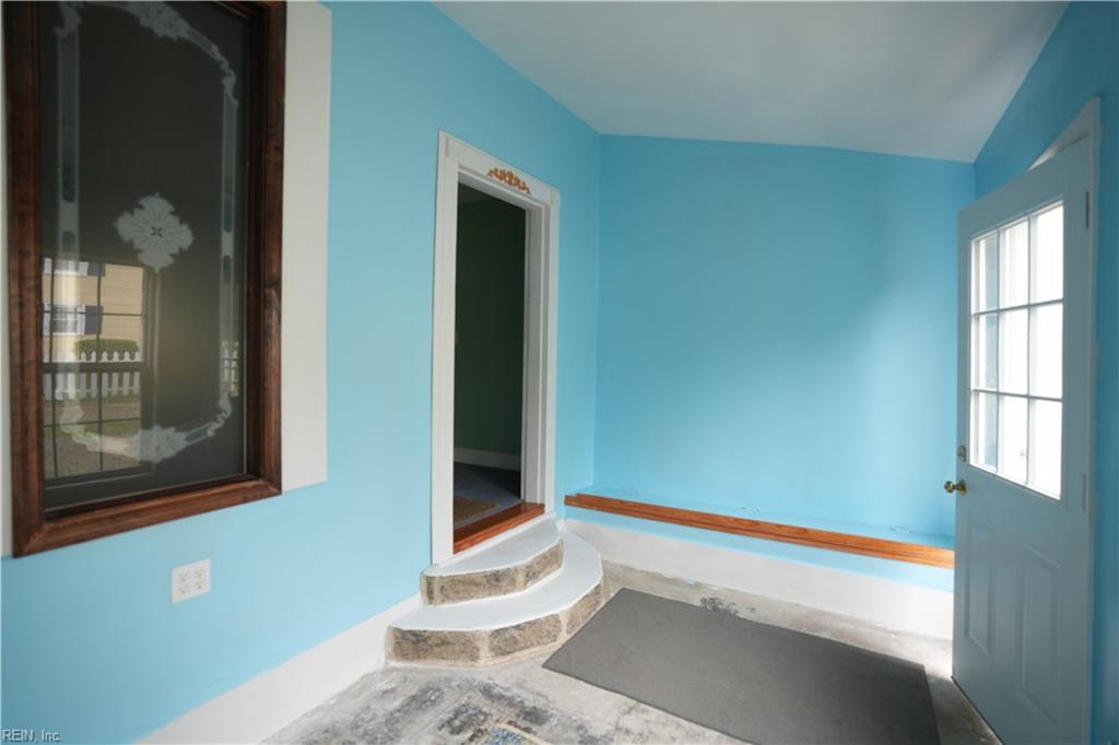 28083 Harborton RD