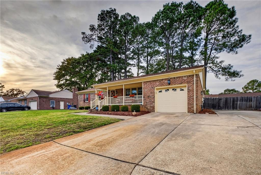 816 Arnold Palmer DR
