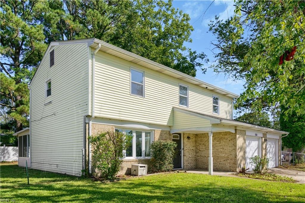 1101 Gauntlet DR