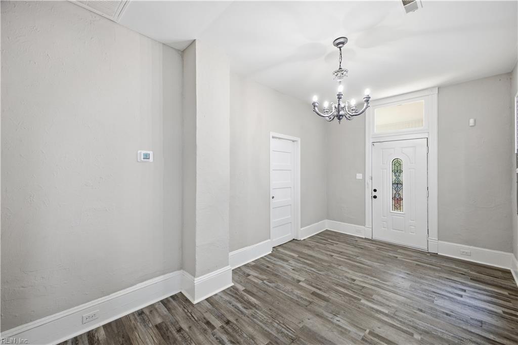 439 Mt Vernon AVE