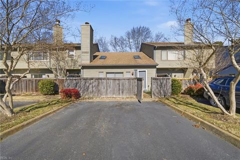 1524 Colonnade DR Virginia Beach VA 23451