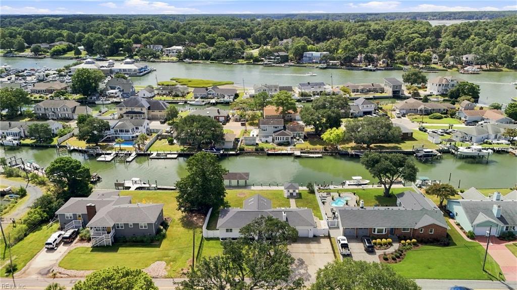 3009 Lynnhaven DR