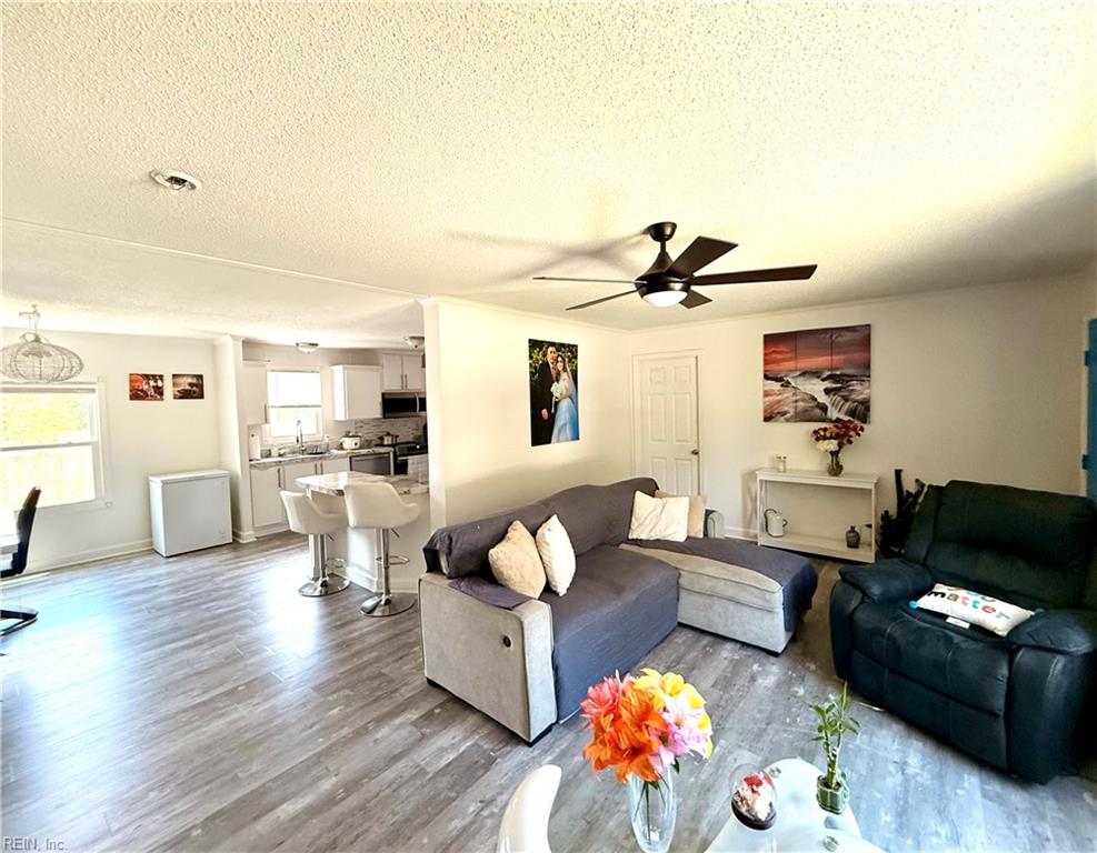 1256 Swallow DR