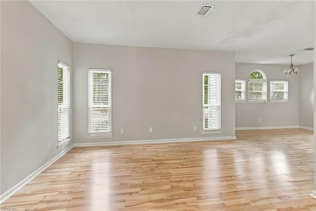 1201 Mill Pond CT
