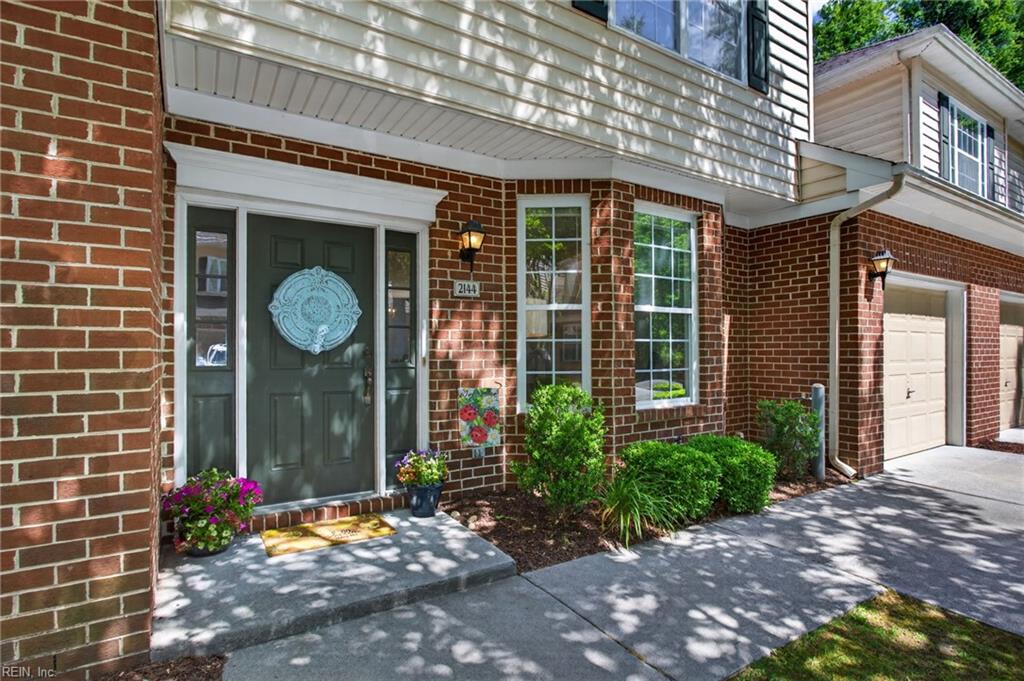 2144 Whittington CT