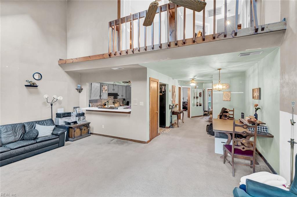 222 Bridgewater DR