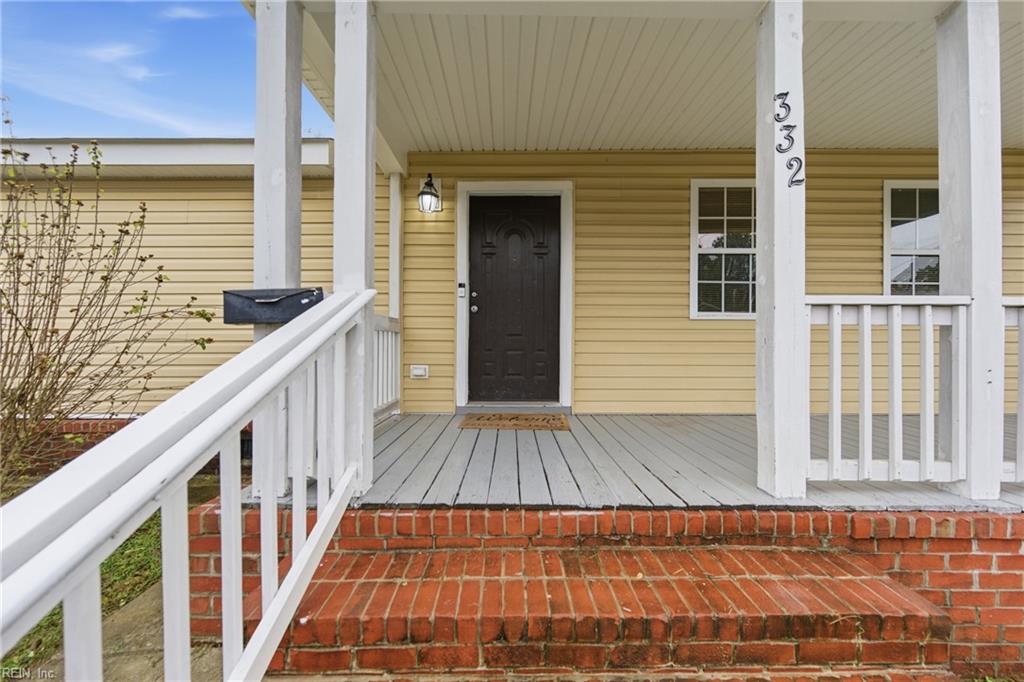 332 Catalpa AVE