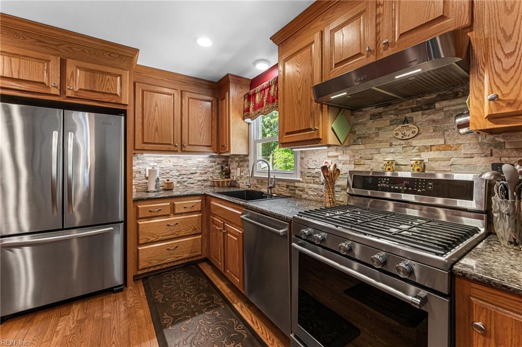 5479 Jonquil LN